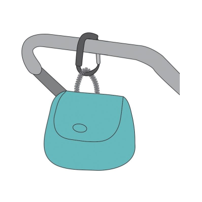 Bolsa pequena azul pendurada numa barra cinzenta