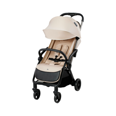 Carrinho de bebé bege com estrutura preta e capota