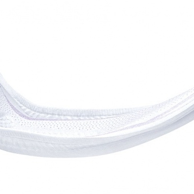 Absorvente feminino branco com textura ondulada