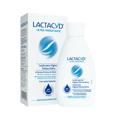 Loção LACTACYD Ultra-Hidratante para higiene íntima com embalagem branca e detalhes azuis
