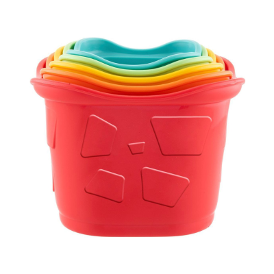Conjunto de baldes plásticos coloridos empilhados