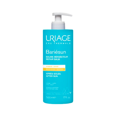 Frasco azul com doseador branco do bálsamo reparador Bariésun da Uriage