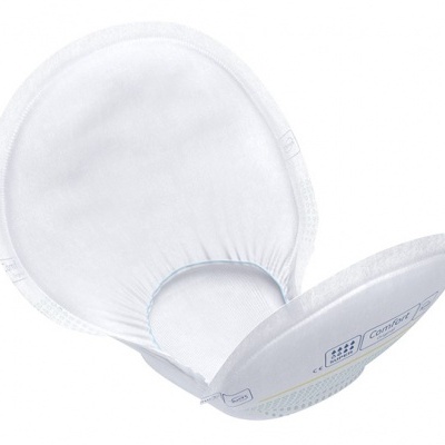 Bolsa de colostomia branca sobre fundo branco