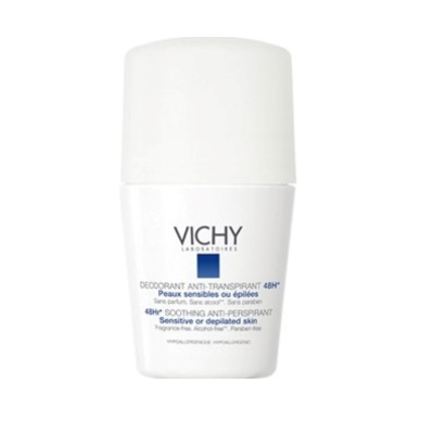 Desodorizante anti-transpirante Vichy para peles sensíveis em embalagem branca.