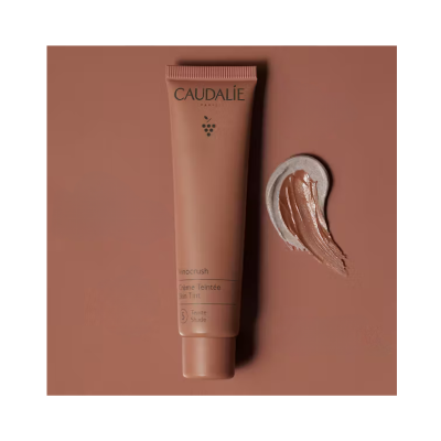 Tubo de creme VINOCRUSH CAUDALÍE tom 5 com amostra do produto