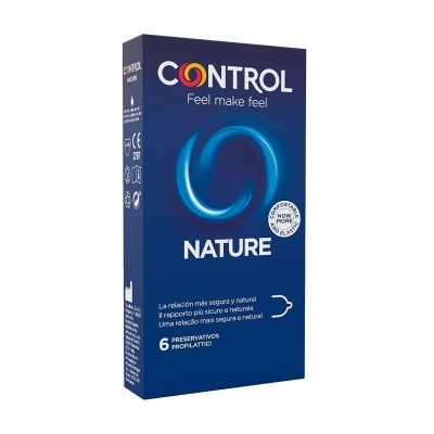 Embalagem azul de preservativos CONTROL NATURE com 6 unidades