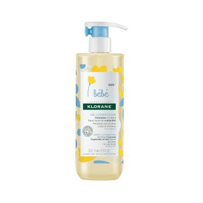 Frasco de gel lavante bebé Klorane com doseador em fundo branco