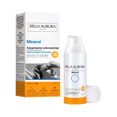 Fotoprotetor anti-manchas Mineral Bella Aurora Pharma com protecção SPF 50 e embalagem branca e laranja