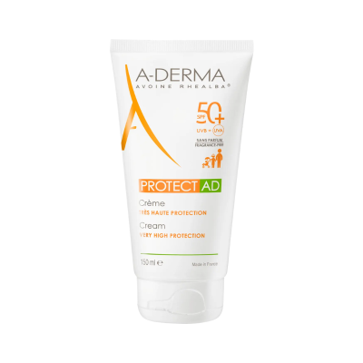 Tubo branco de creme A-DERMA PROTECT AD com textos em laranja e verde e número 50+