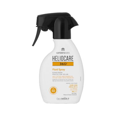 Protetor solar em spray HelioCARE 360° de Cantabria Labs com pulverizador preto.