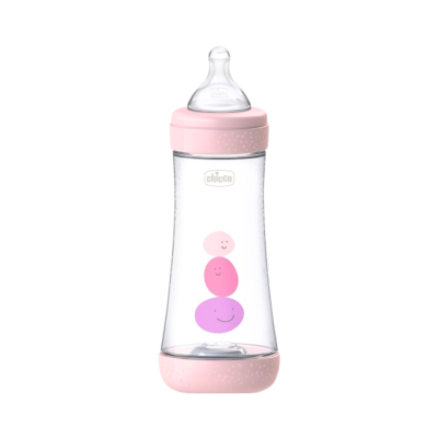 Biberão transparente com detalhes rosa e decoração colorida