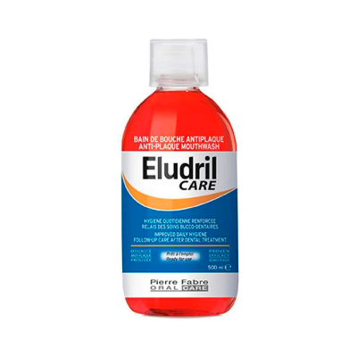 Frasco de Eludril CARE de líquido vermelho com rótulo azul e branco