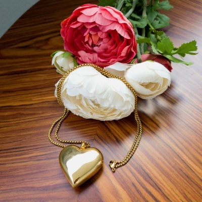 Colar&#x20;cora&#x00E7;&#x00E3;o