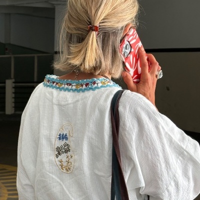 Kimono&#x20;Blue&#x20;Flower