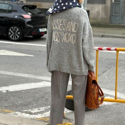 Len&#x00E7;o&#x20;acolchoado&#x20;&#x27;bolas&#x27;