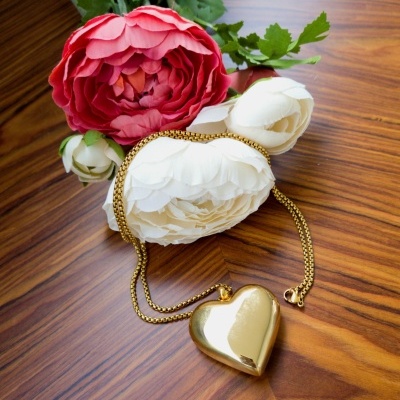 Colar&#x20;cora&#x00E7;&#x00E3;o