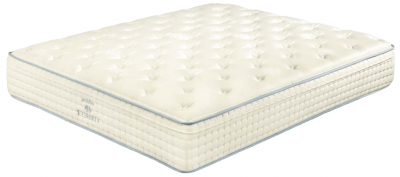 Colchão branco acolchoado com costura azul e etiquetas 'ROYAL PREMIUM'