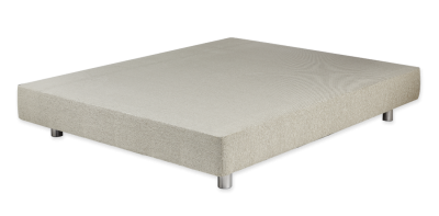 Base de cama bege clara com pés metálicos prateados