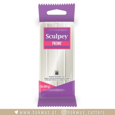 Pacote de massa de modelar Sculpey Premo bege em embalagem plástica roxa e branca