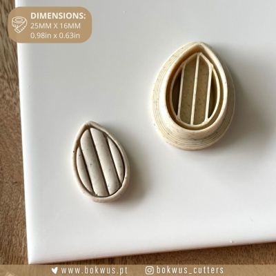 Cortadores de bolacha em forma de gota com dimensões mostradas