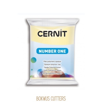 Pacote de massa polimérica opaca CERMIT NUMBER ONE em plástico branco e amarelo