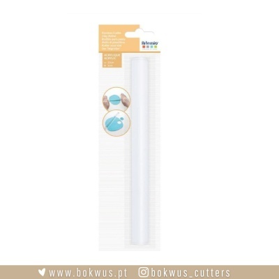 Rolo de acrílico branco para cozinha em embalagem da marca Artemio