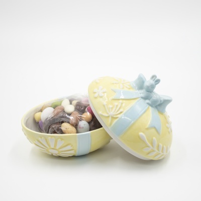 Ovo Clássico de Cerâmica com Sortido de Amêndoas 🐰