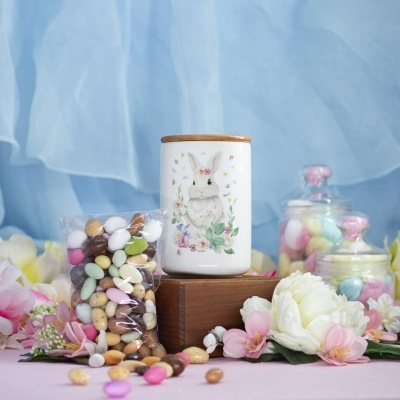 Frasco Decorativo em Cerâmica com Sortido de Amêndoas 🐰