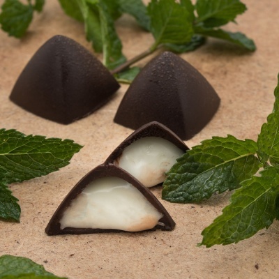 Bombons de Chocolate Negro 70% com Recheio de Menta