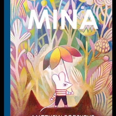 Capa de livro com rato segurando guarda-chuva num campo florido