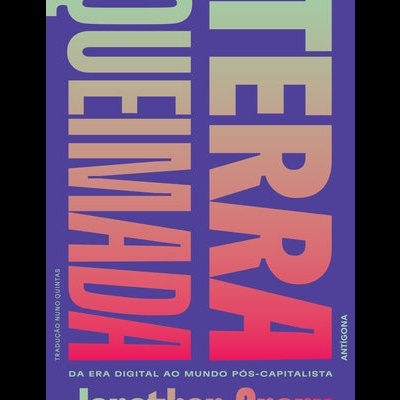 Capa de livro Terra Queimada azul com texto grande colorido e subtítulo