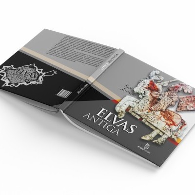 Capa e verso do livro ELVAS ANTIGA com imagem histórica e textos em branco.