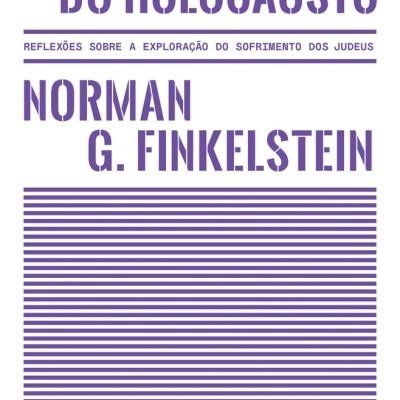 Capa de livro branca com texto lilás em letras maiúsculas sobre o Holocausto.