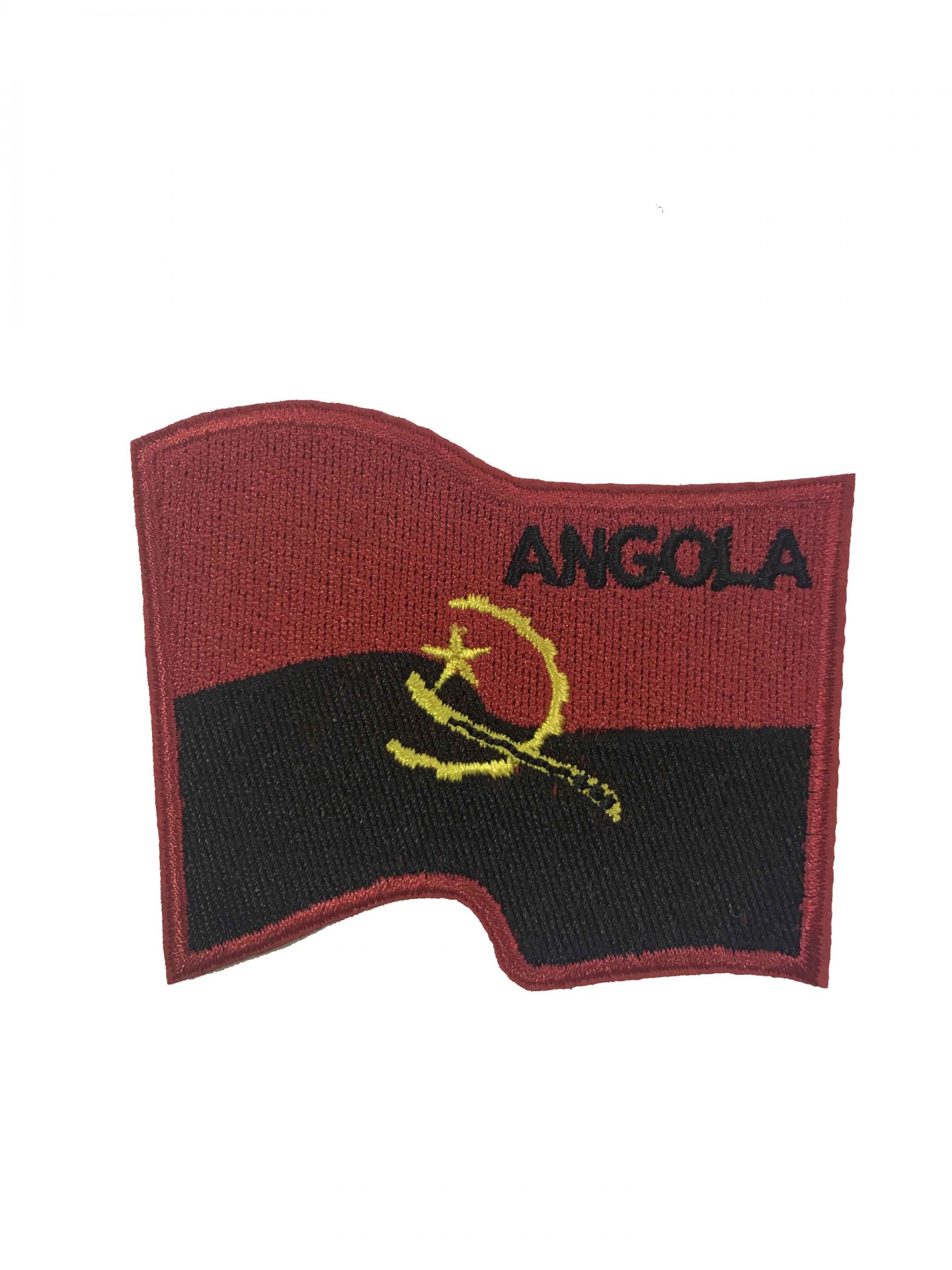 Patch bordado da bandeira de Angola com texto ANGOLA