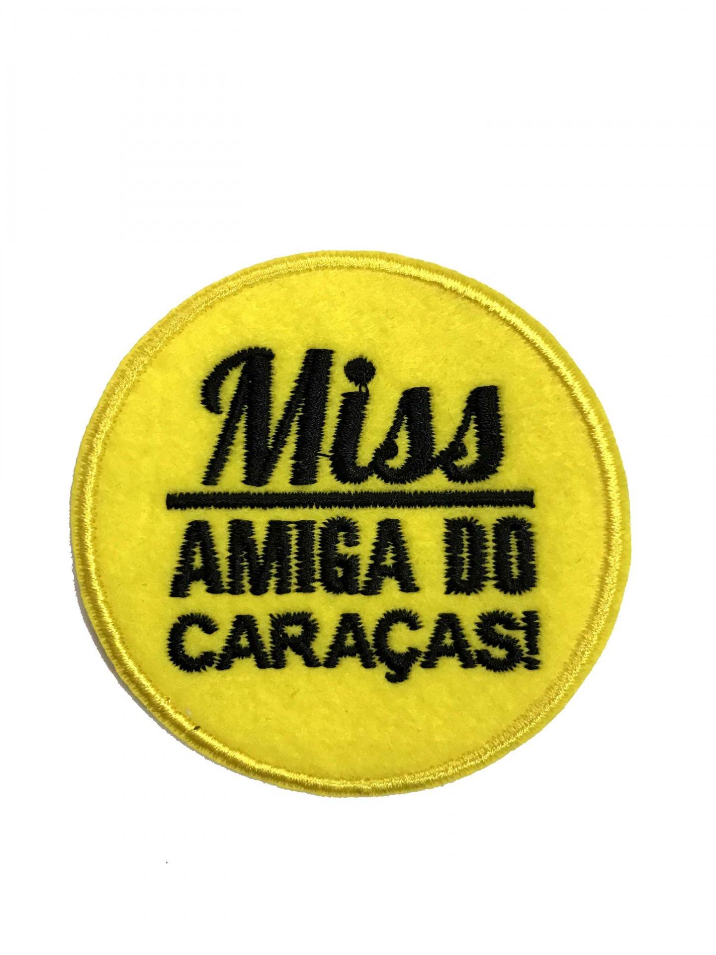 Pach bordado redondo amarelo com texto preto