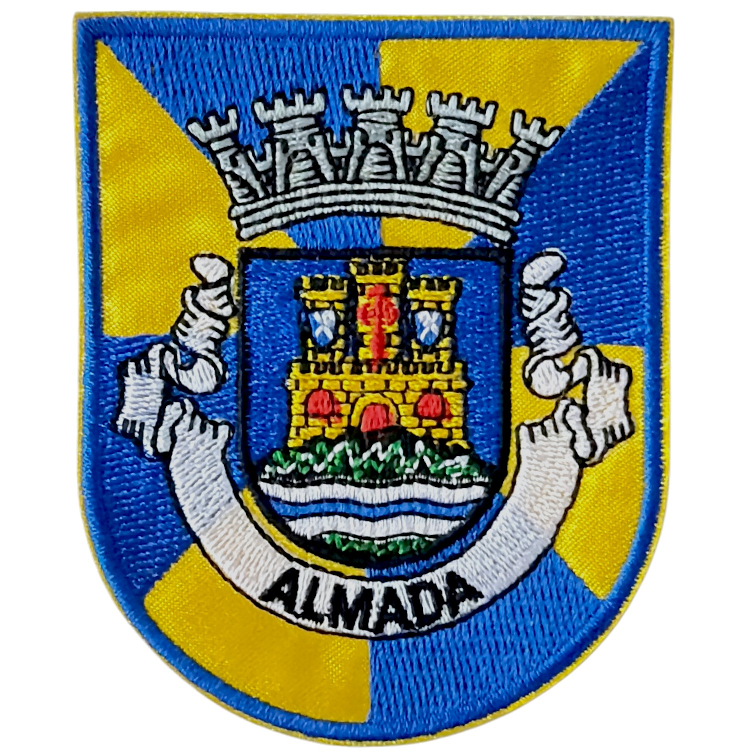 Emblema bordado com castelo e texto ALMADA