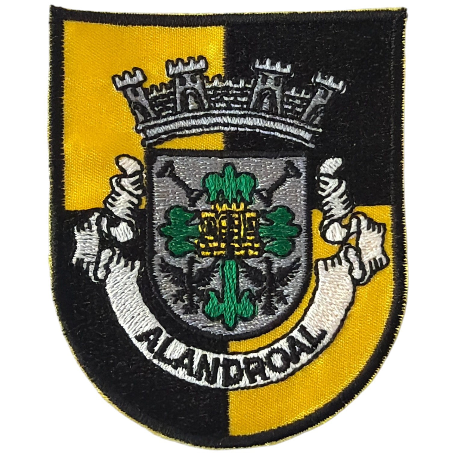 Emblema bordado em forma de escudo com brasão e texto ALVANDEPROAL