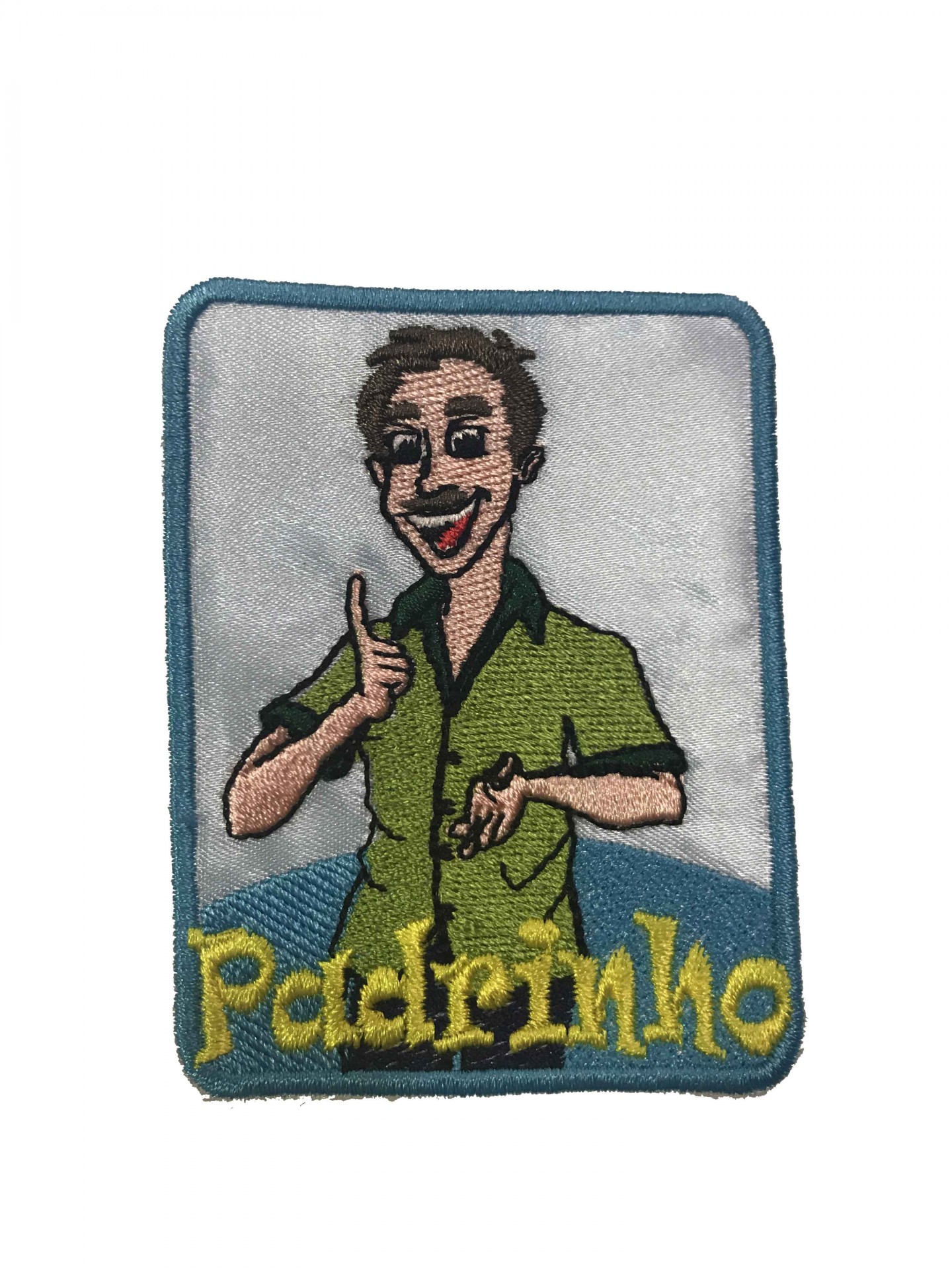 Emblema bordado com personagem masculino e texto Padrinho.