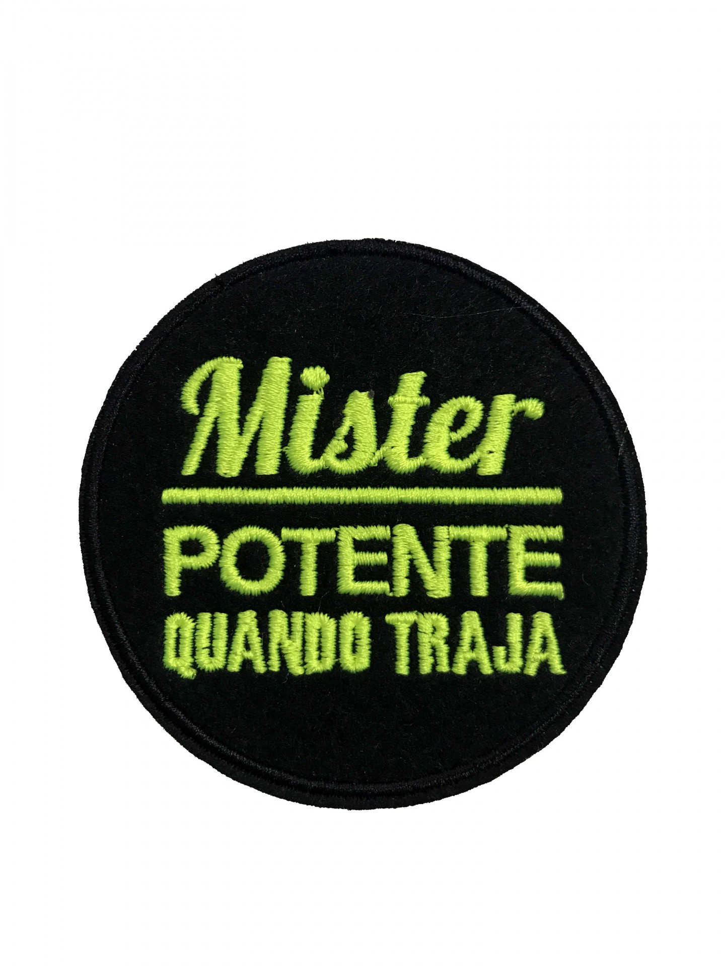 Emenda redonda preta com texto bordado verde néon