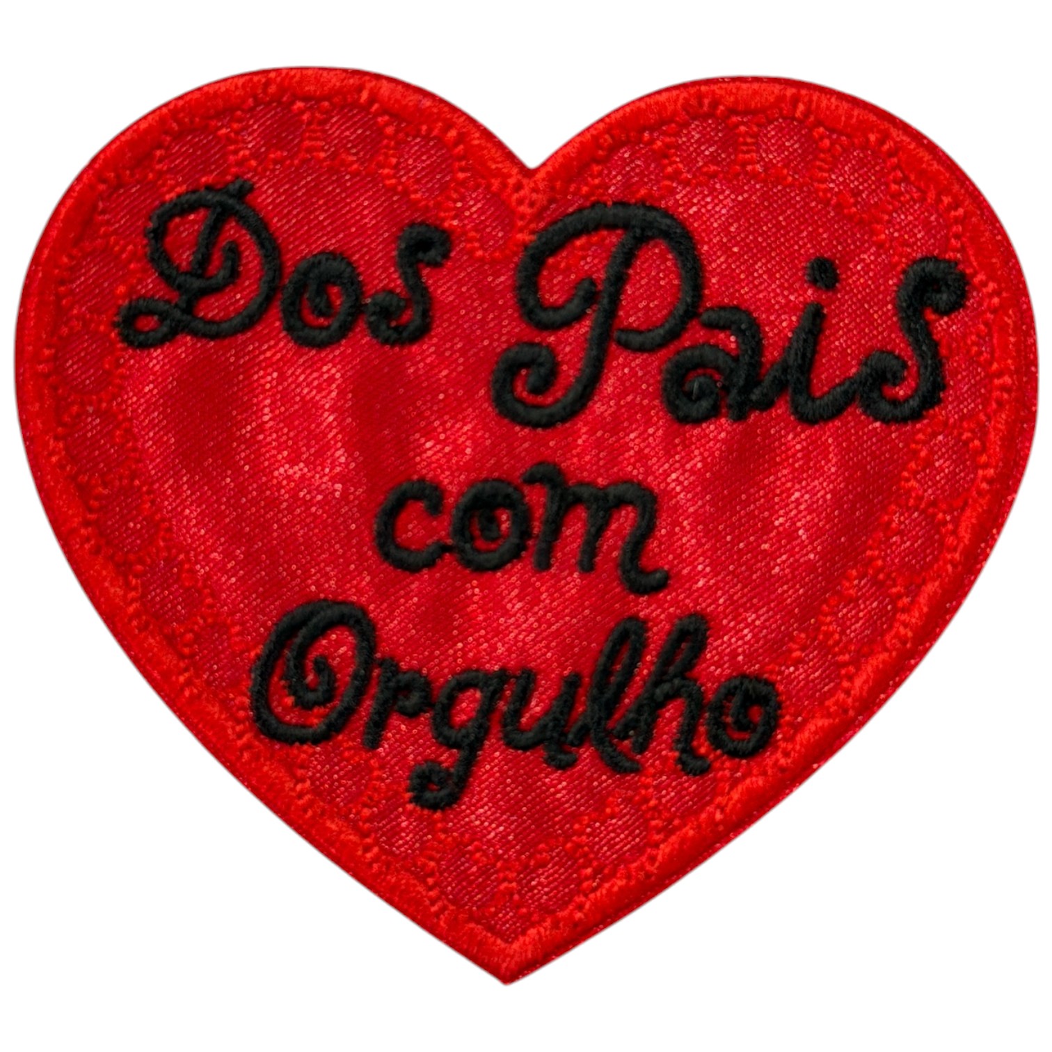 Emblema bordado em forma de coração vermelho com texto embutido em preto