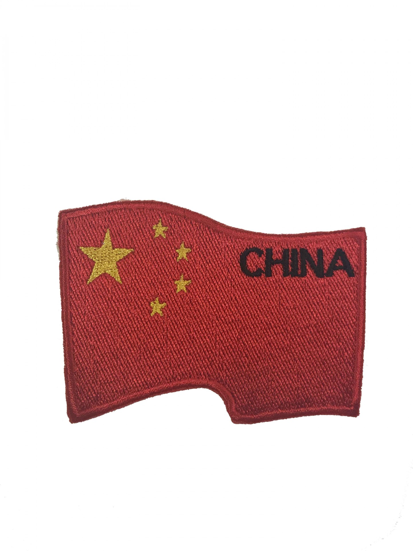 Emblema tecido vermelho com estrelas amarelas e texto CHINA