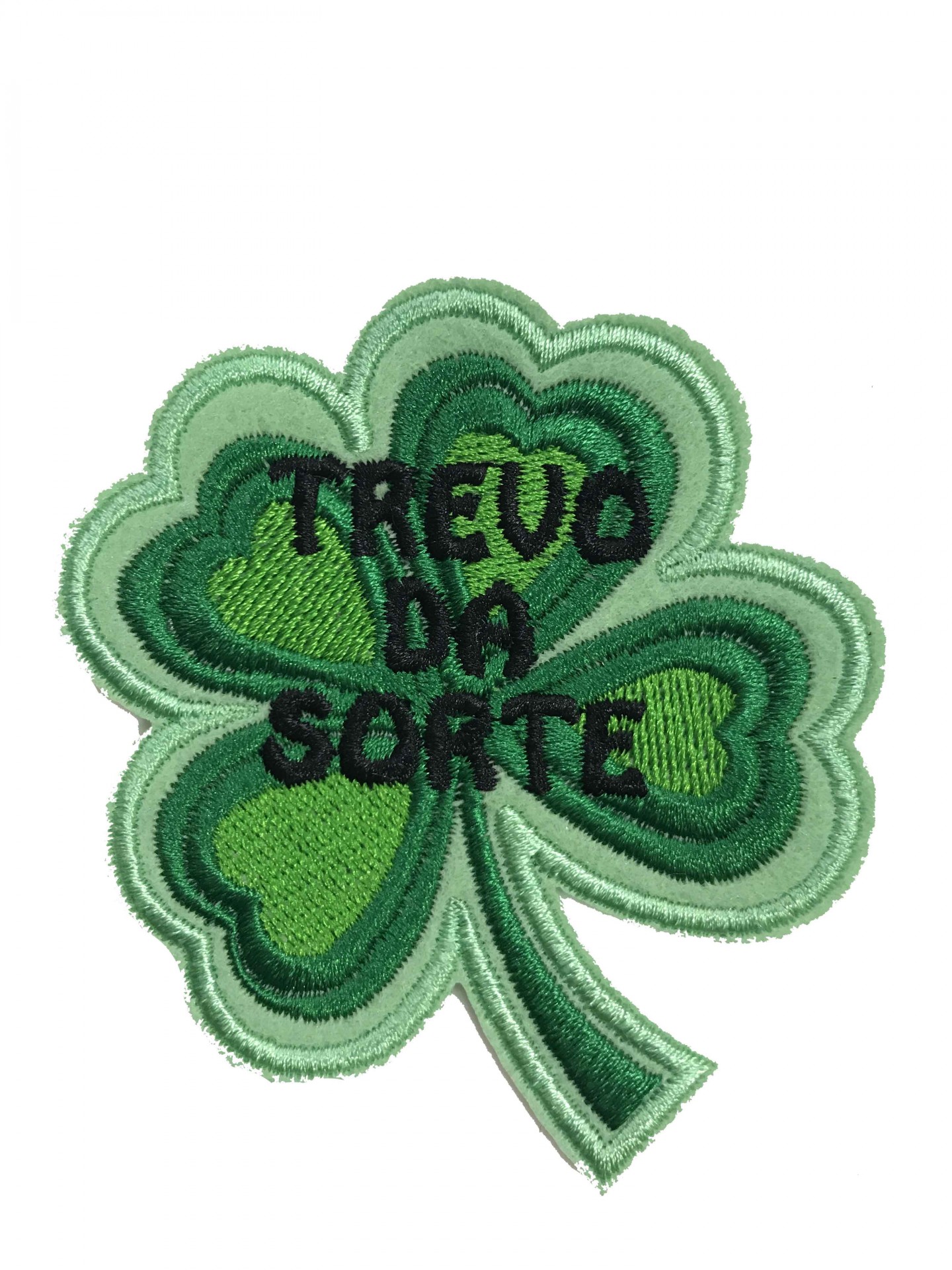 Emblema bordado trevo da sorte verde com texto preto
