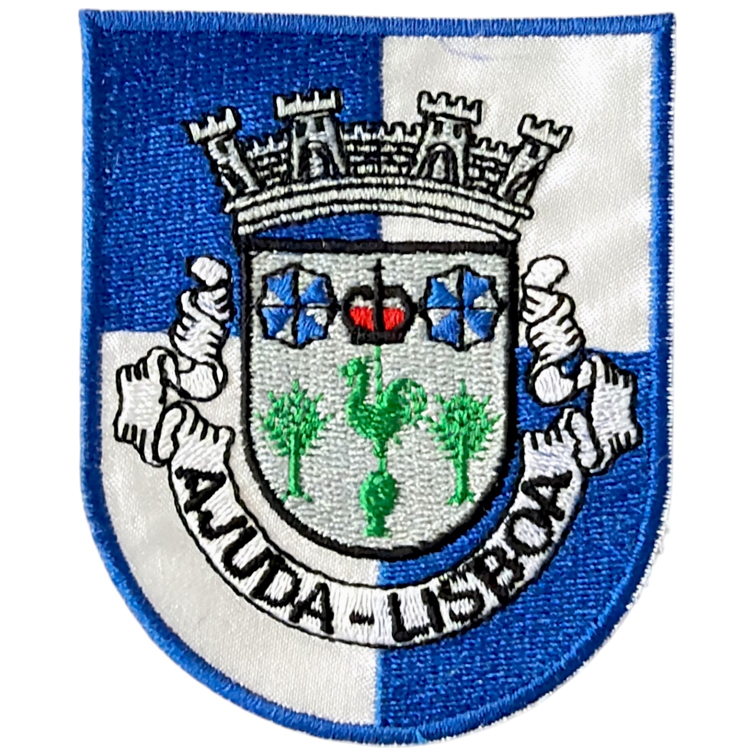 Emblema tecido com brasão azul e branco e texto AUXILDA - LISBOA