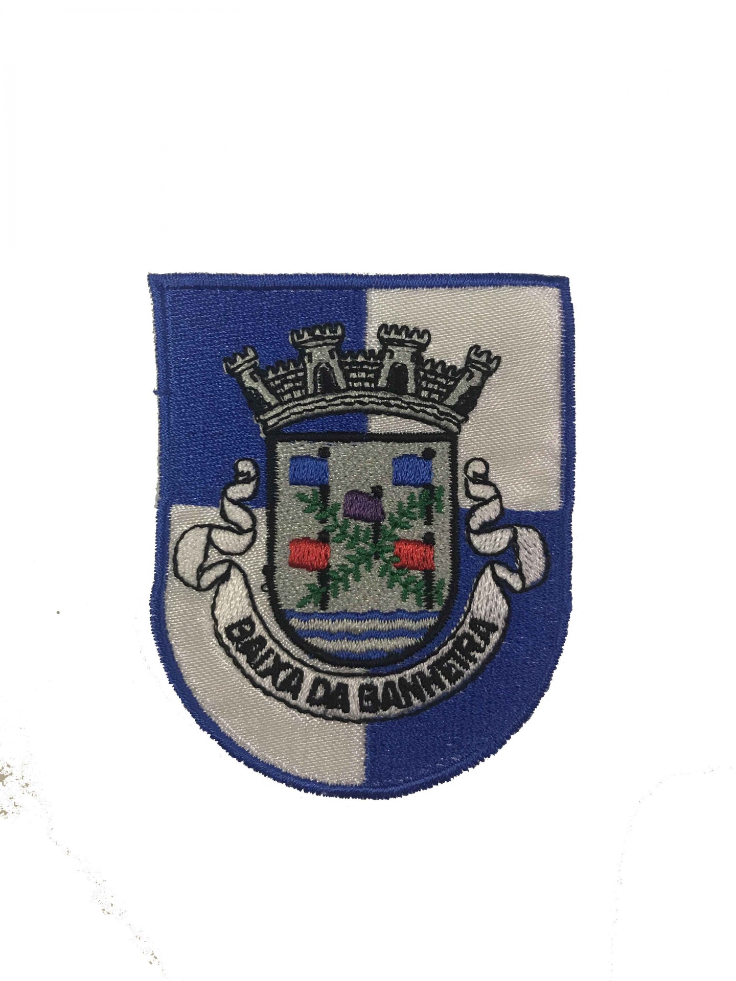Emblema bordado com brasão e texto BAIXA DA BANHEIRA