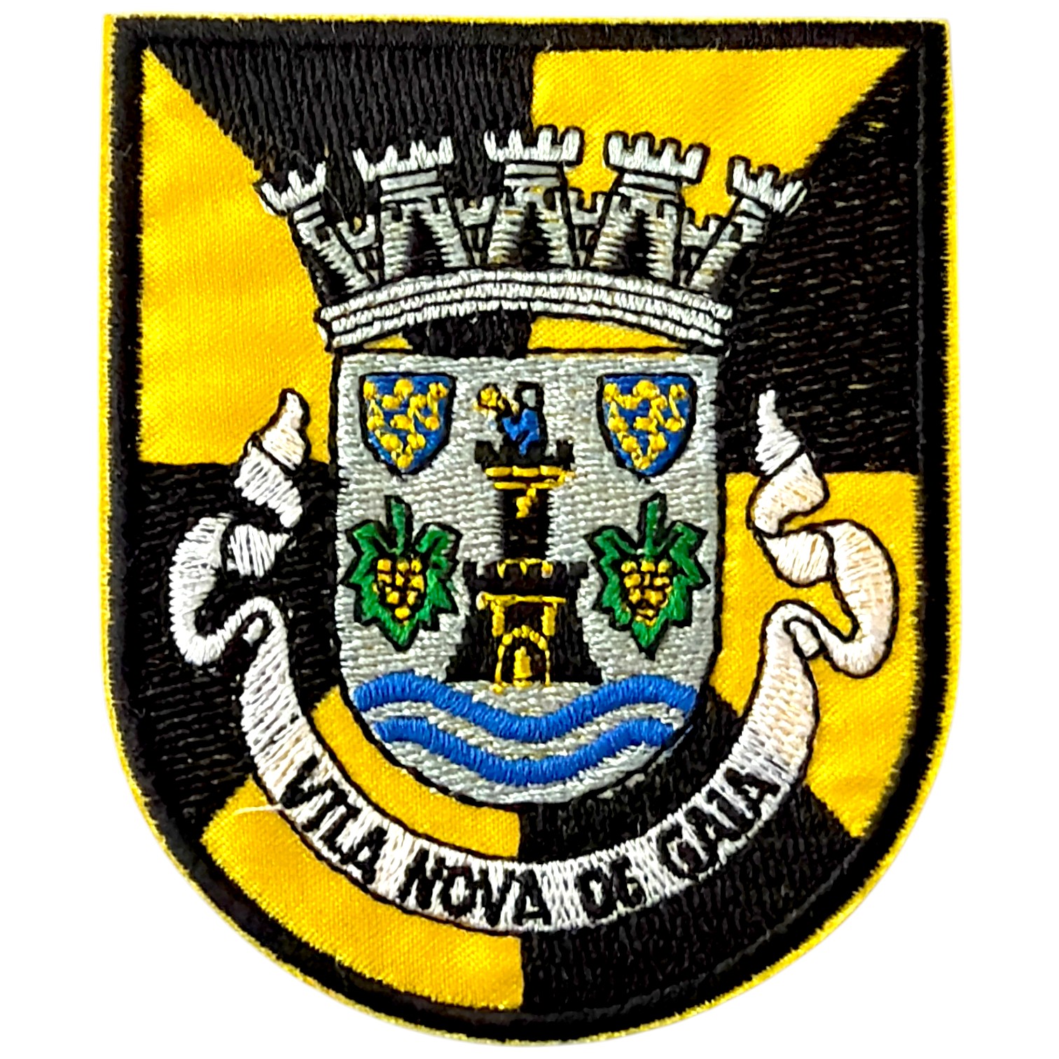 Emblema bordado colorido com brasão e texto NITELA NOVA DE GAIA