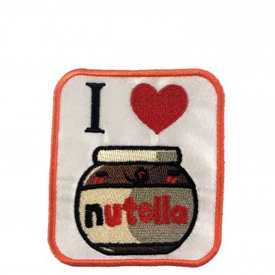 Emblema bordado com texto 'I ♥ nutella' e frasco de Nutella
