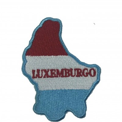 Emblema bordado do mapa de Luxemburgo com as cores da bandeira e palavra LUXEMBURGO