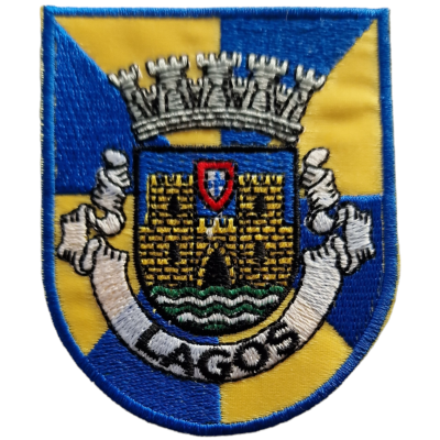 Emblema bordado azul e amarelo com castelo, coroa e texto LAGOS