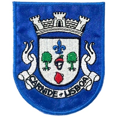 Emblema bordado azul com escudo branco e texto CARONDELET LAS VEGAS