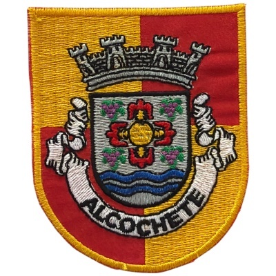 Patch bordado com brasão e texto ALGODCHETE em vermelho e amarelo